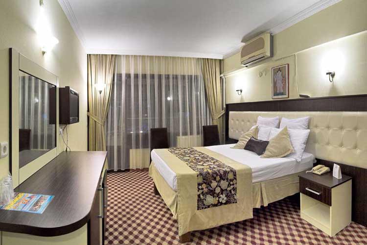 Grand Hotel Kurdoglu Kuşadası Dış mekan fotoğraf