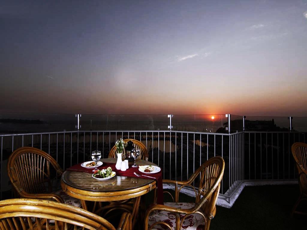 Grand Hotel Kurdoglu Kuşadası Dış mekan fotoğraf